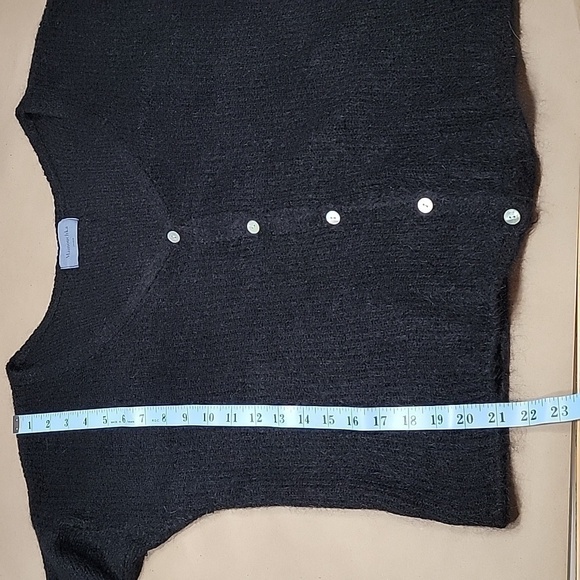 Mamouchka, Size Unknown Black Buttondown 30% Mohair V-Neck Sweater, Great Cond. - Picture 7 of 10